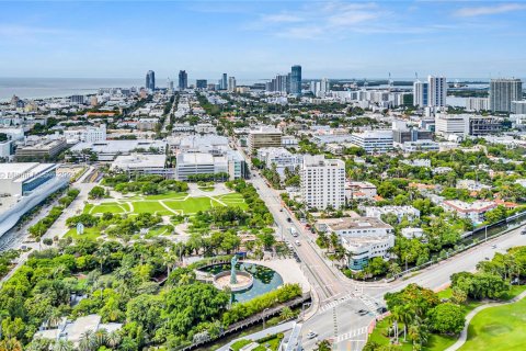 Copropriété à vendre à Miami Beach, Floride: 2 chambres, 75.62 m2 № 1240118 - photo 28