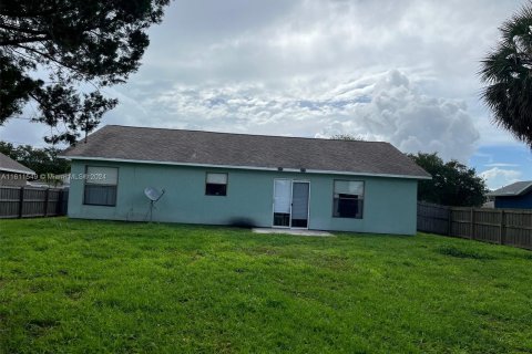 Casa en venta en Port St. Lucie, Florida, 3 dormitorios, 110.18 m2 № 1233674 - foto 12