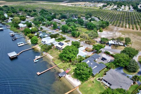 House in Sebring, Florida 4 bedrooms, 258.08 sq.m. № 1247927 - photo 10