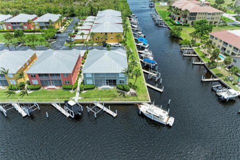 Copropriété à vendre à Punta Gorda, Floride: 3 chambres, 140.93 m2 № 1247401 - photo 7