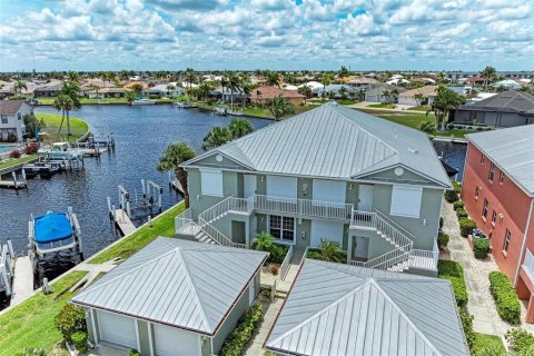 Copropriété à vendre à Punta Gorda, Floride: 3 chambres, 140.93 m2 № 1247401 - photo 1