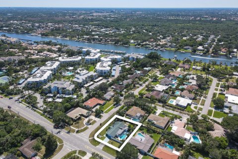 Villa ou maison à vendre à North Palm Beach, Floride: 3 chambres, 146.14 m2 № 1121244 - photo 1