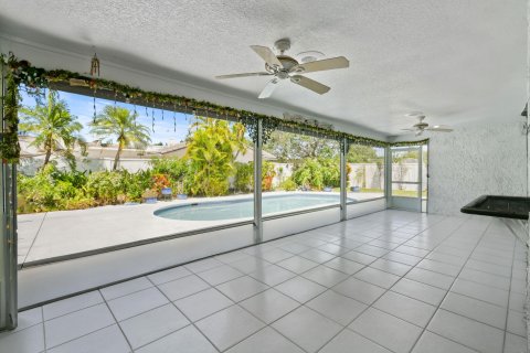 Villa ou maison à vendre à North Palm Beach, Floride: 3 chambres, 146.14 m2 № 1121244 - photo 19