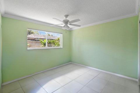 House in North Palm Beach, Florida 3 bedrooms, 146.14 sq.m. № 1121244 - photo 21