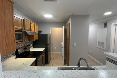 Condominio en venta en Orlando, Florida, 2 dormitorios, 87.98 m2 № 739220 - foto 3