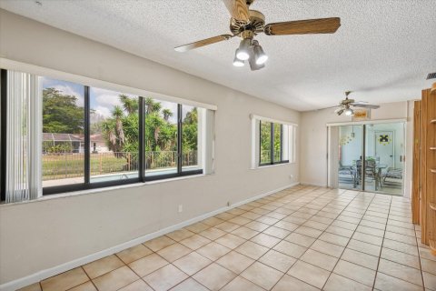 House in Coral Springs, Florida 4 bedrooms, 209.22 sq.m. № 1182994 - photo 18