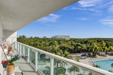 Condo in Sunny Isles Beach, Florida, 2 bedrooms  № 1310579 - photo 3