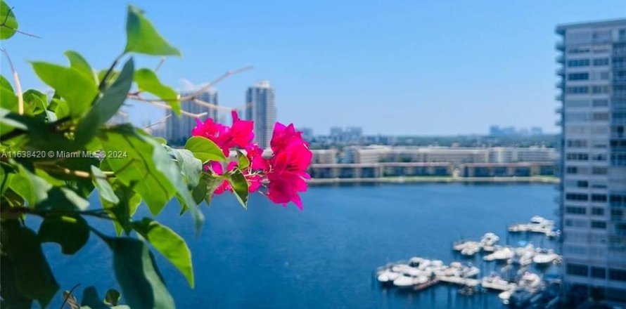 Condo in Aventura, Florida, 2 bedrooms  № 1310988