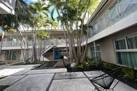 Condominio en venta en Miami Beach, Florida, 2 dormitorios, 75.81 m2 № 7169 - foto 20
