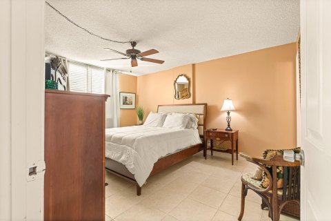 Copropriété à vendre à Oakland Park, Floride: 2 chambres, 90.58 m2 № 878779 - photo 19