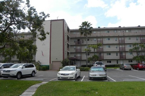 Copropriété à vendre à Pompano Beach, Floride: 2 chambres, 71.53 m2 № 1093218 - photo 8