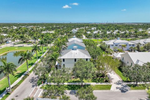 Townhouse in Jupiter, Florida 4 bedrooms, 214.6 sq.m. № 1172520 - photo 10