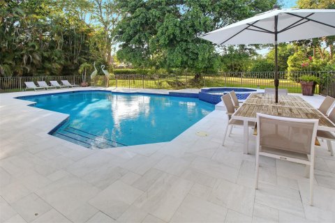 House in Parkland, Florida 5 bedrooms, 456.06 sq.m. № 1172522 - photo 22