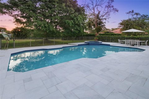 House in Parkland, Florida 5 bedrooms, 456.06 sq.m. № 1172522 - photo 9