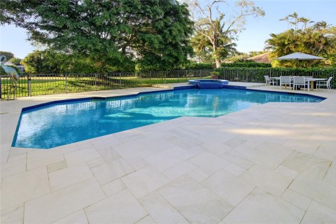 House in Parkland, Florida 5 bedrooms, 456.06 sq.m. № 1172522 - photo 21