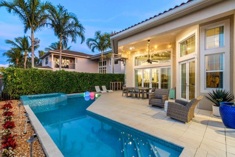 Villa ou maison à vendre à Juno Beach, Floride: 5 chambres, 421.78 m2 № 338271 - photo 4