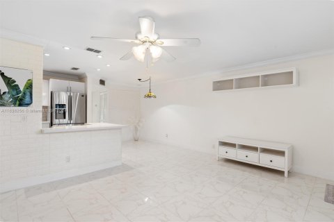 Copropriété à vendre à Sunrise, Floride: 1 chambre, 54.81 m2 № 1310806 - photo 6