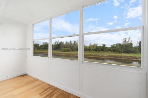 Copropriété à vendre à Sunrise, Floride: 1 chambre, 54.81 m2 № 1310806 - photo 24