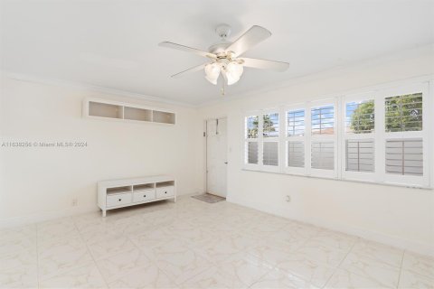 Copropriété à vendre à Sunrise, Floride: 1 chambre, 54.81 m2 № 1310806 - photo 3