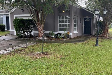 House in Orlando, Florida 3 bedrooms, 99.68 sq.m. № 1399647 - photo 3