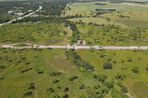 Terreno en venta en Okeechobee, Florida № 976615 - foto 2