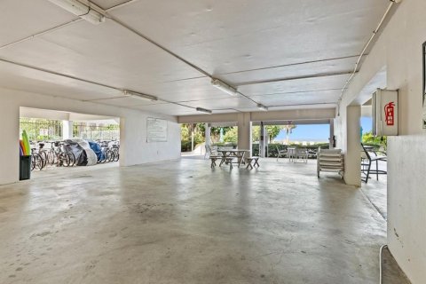 Condominio en venta en Tarpon Springs, Florida, 2 dormitorios, 94.3 m2 № 1390415 - foto 28