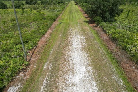 Terreno en venta en Okeechobee, Florida № 1379910 - foto 5