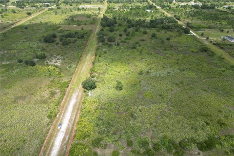 Terreno en venta en Okeechobee, Florida № 1379910 - foto 6