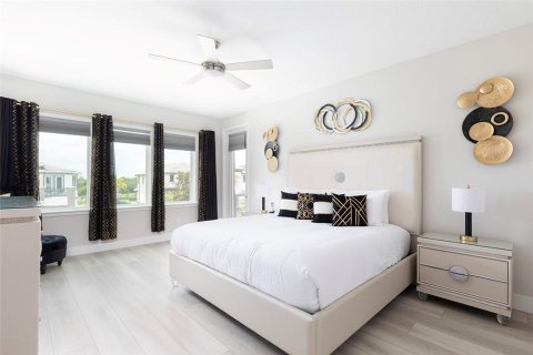 Villa ou maison à vendre à Kissimmee, Floride: 6 chambres, 425.68 m2 № 1154713 - photo 7