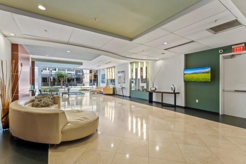 Condominio en venta en Orlando, Florida, 2 dormitorios, 116.5 m2 № 947451 - foto 3