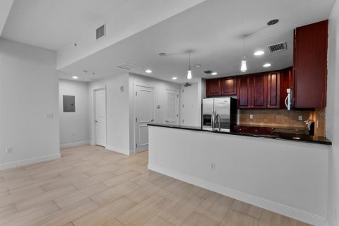 Condominio en venta en Orlando, Florida, 2 dormitorios, 116.5 m2 № 947451 - foto 16
