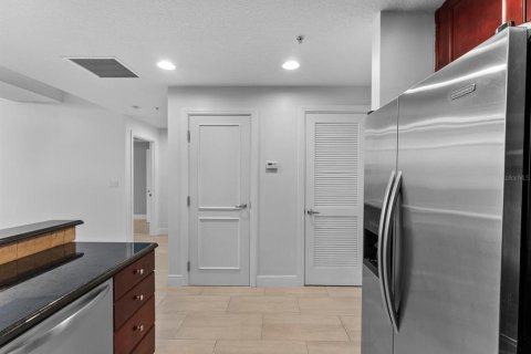 Condominio en venta en Orlando, Florida, 2 dormitorios, 116.5 m2 № 947451 - foto 9