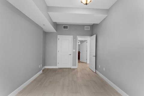 Condominio en venta en Orlando, Florida, 2 dormitorios, 116.5 m2 № 947451 - foto 25