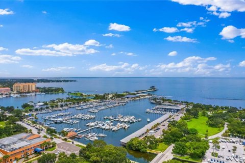 Condominio en venta en Saint Petersburg, Florida, 2 dormitorios, 132.94 m2 № 1406659 - foto 30