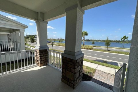 Villa ou maison à louer à Saint Cloud, Floride: 6 chambres, 241.82 m2 № 1378275 - photo 3