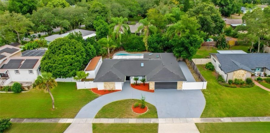 Villa ou maison à Orlando, Floride 4 chambres, 181.81 m2 № 1383828