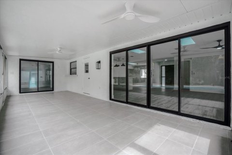 Villa ou maison à vendre à Orlando, Floride: 4 chambres, 181.81 m2 № 1383828 - photo 20