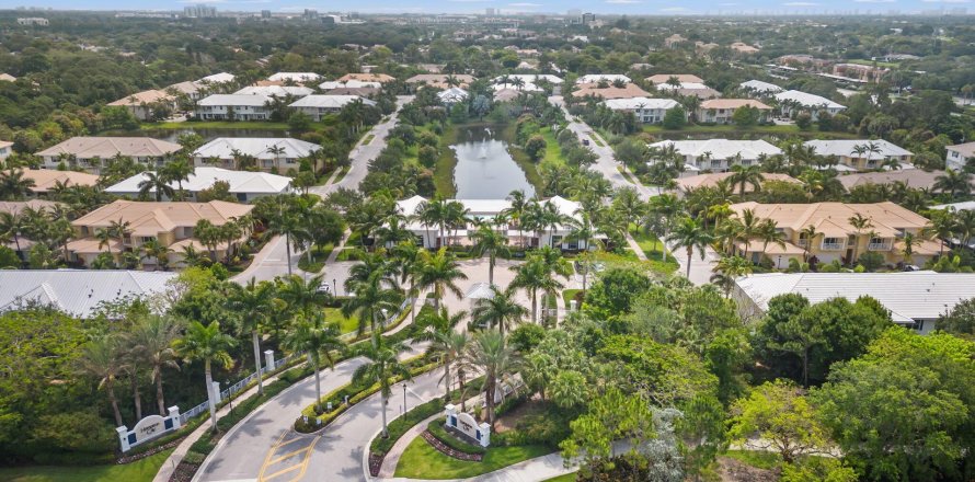 Adosado en Palm Beach Gardens, Florida 3 dormitorios, 200.11 m2 № 1179865