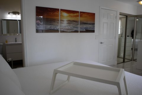 Condo in Boynton Beach, Florida, 2 bedrooms  № 984327 - photo 6