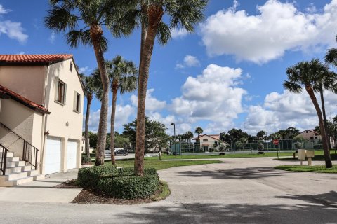 Condominio en venta en Boynton Beach, Florida, 2 dormitorios, 101.82 m2 № 984327 - foto 4