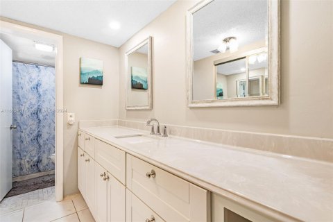 Copropriété à vendre à Lauderdale Lakes, Floride: 2 chambres, 102.38 m2 № 1226473 - photo 10