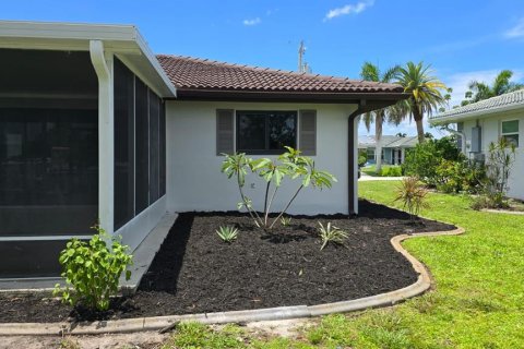 House in Punta Gorda, Florida 2 bedrooms, 133.5 sq.m. № 1427132 - photo 6