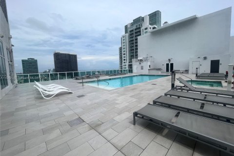 Condominio en venta en Miami, Florida, 1 dormitorio, 60.48 m2 № 1185679 - foto 26