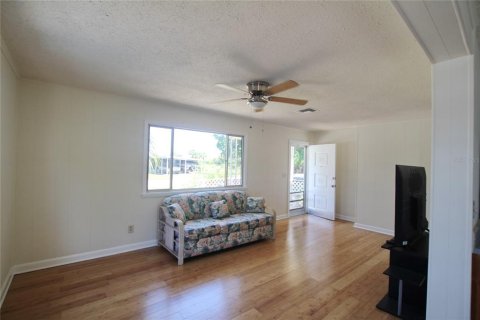 Villa ou maison à vendre à Okeechobee, Floride: 3 chambres, 115.94 m2 № 1112703 - photo 16