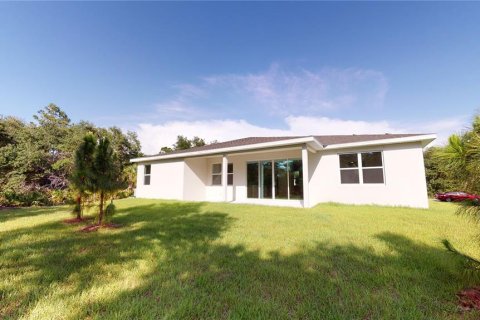 House in Cape Coral, Florida 4 bedrooms, 178.28 sq.m. № 482001 - photo 17