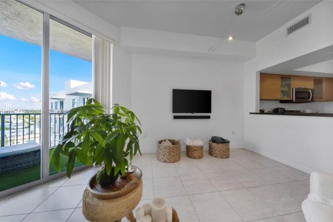 Condominio en venta en Hollywood, Florida, 1 dormitorio, 96.15 m2 № 1370912 - foto 10