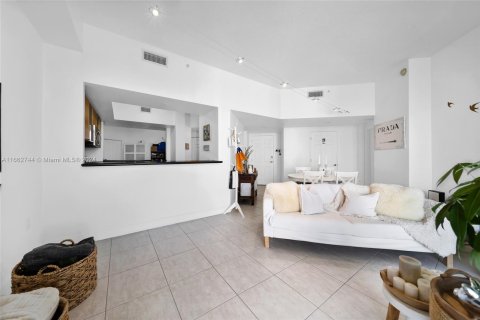 Copropriété à vendre à Hollywood, Floride: 1 chambre, 96.15 m2 № 1370912 - photo 13