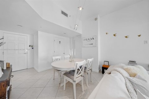 Copropriété à vendre à Hollywood, Floride: 1 chambre, 96.15 m2 № 1370912 - photo 5