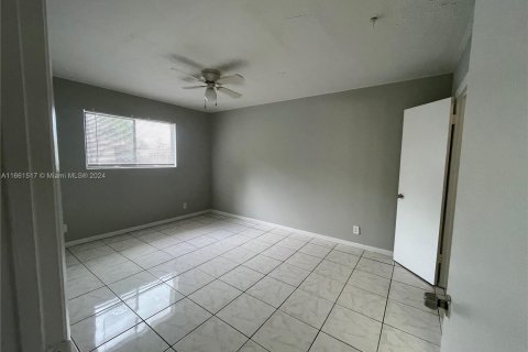 Copropriété à louer à Lauderhill, Floride: 1 chambre, 55.74 m2 № 1370861 - photo 8