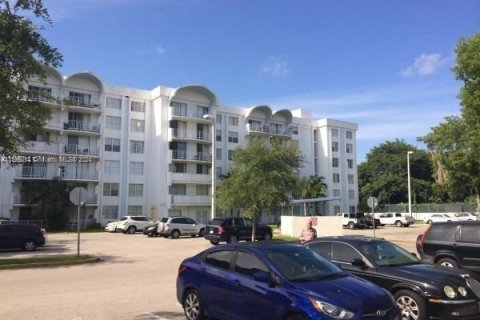 Copropriété à vendre à Miami, Floride: 2 chambres, 96.25 m2 № 1102681 - photo 2